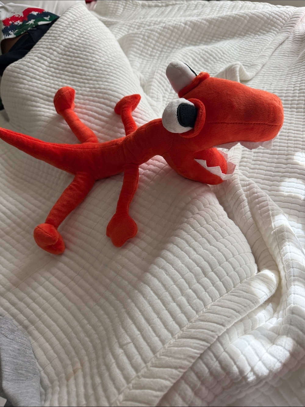 Rainbow Friends. Red Plush Stuffed Toy - Kids Toy